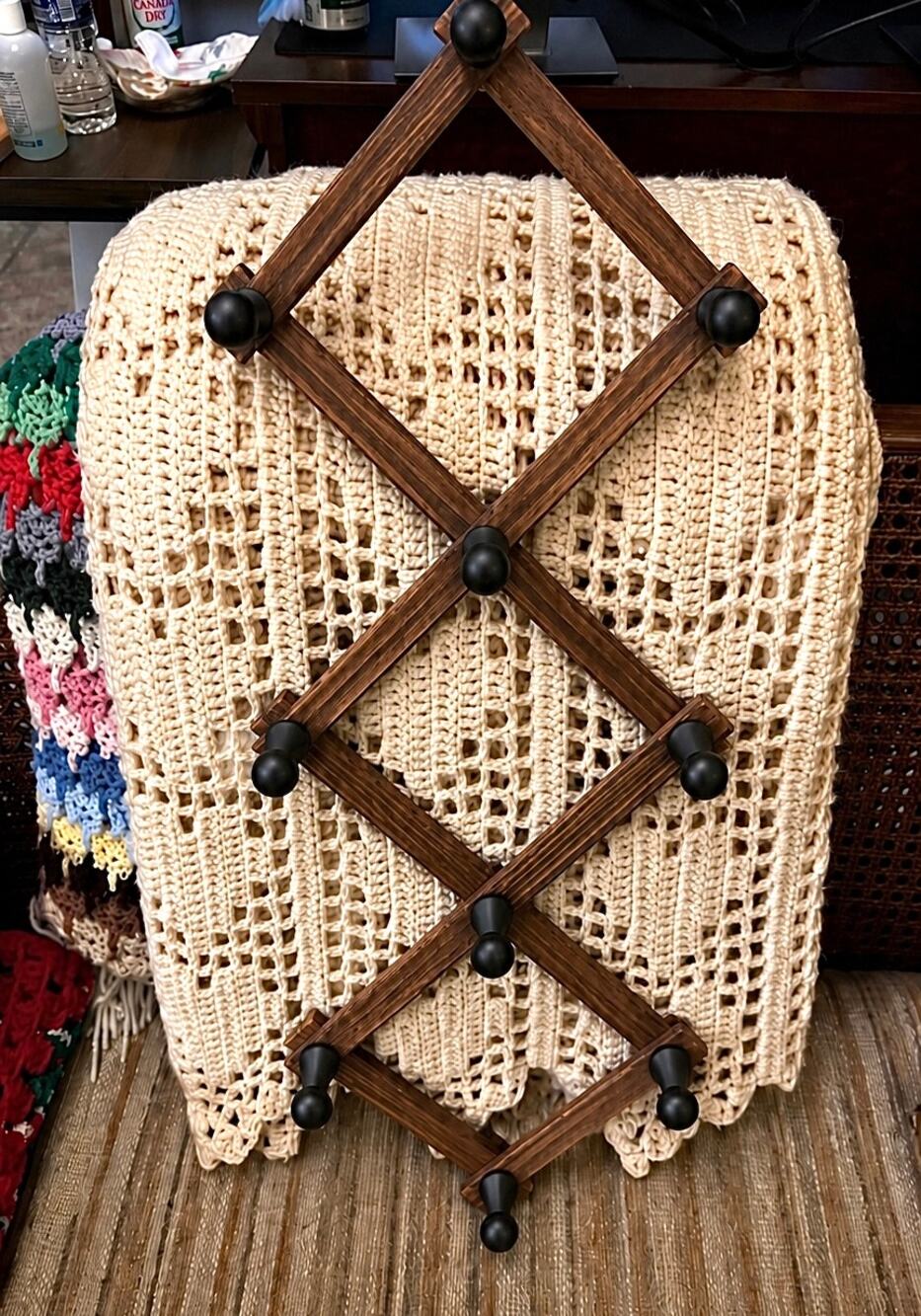 Solid Wood Accordion Rack, Dark with Black Pegs
